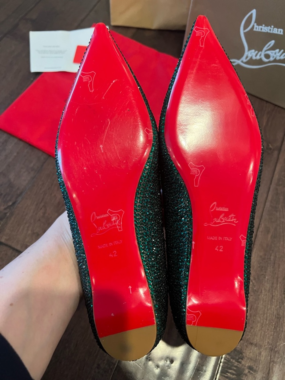 Christian Louboutin Green Glitter Pointed-Toe Flats with Red Dust Bag, box & bag - Picture 6 of 7